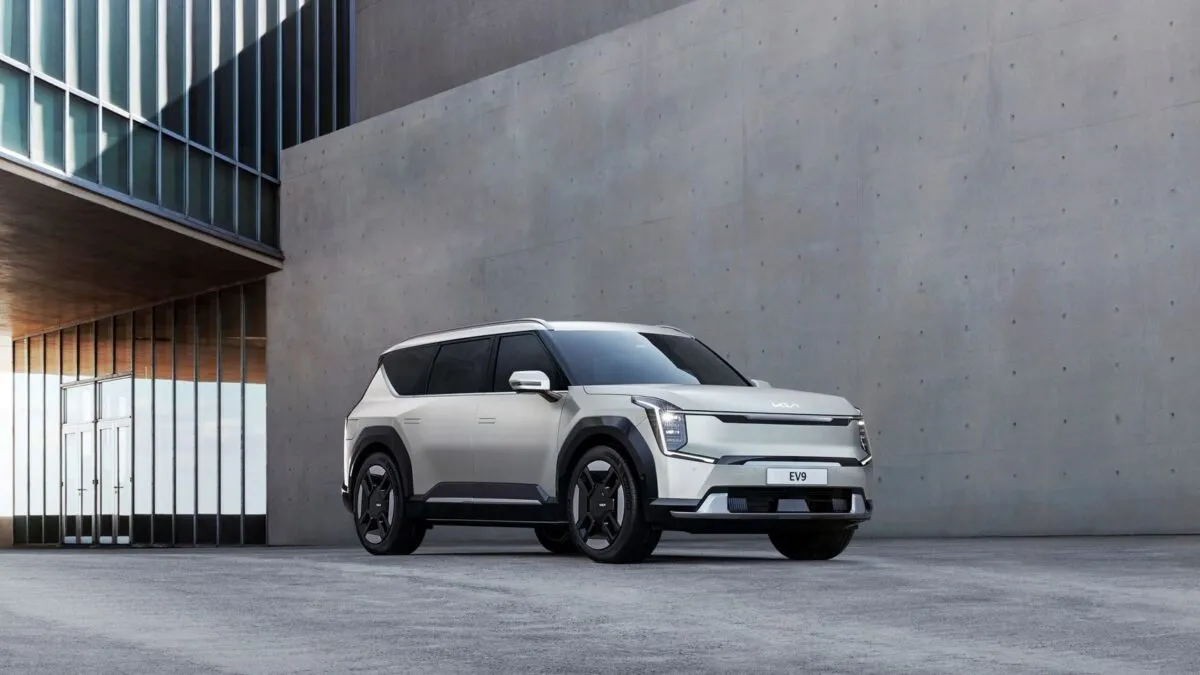 Porsche Cayenne Electric este disponibil în România în intervalul 108.040-168.525 de euro 1 Porsche Cayenne Electric este disponibil în România în intervalul 108.040-168.525 de euro