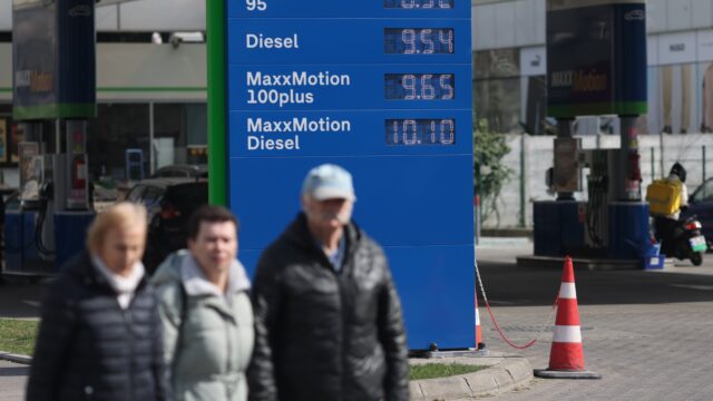 Un plin de 50 de litri de benzină costă 505 lei în România, la media săptămânii din 19 octombrie 2026 10 Un plin de 50 de litri de benzină costă 505 lei în România, la media săptămânii din 19 octombrie 2026