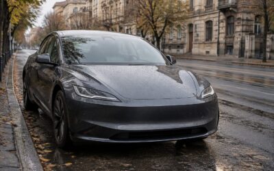 Tesla amână conducerea fără supraveghere până în trimestrul al doilea din 2027, doar în zonele Robotaxi