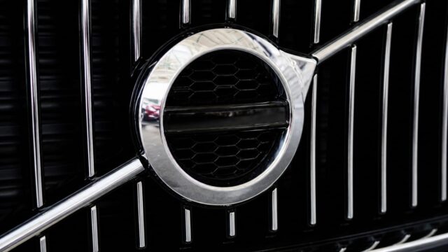 Volvo Cars pierde până la 30% din valoarea bursieră după trecerea pe pierdere 9 Volvo Cars pierde până la 30% din valoarea bursieră după trecerea pe pierdere